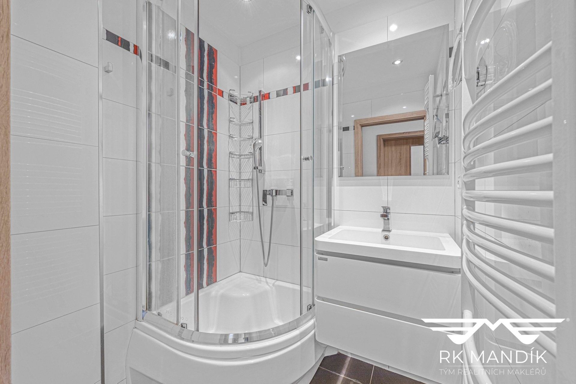 Pronájem bytu 3+1 72 m² - foto 17