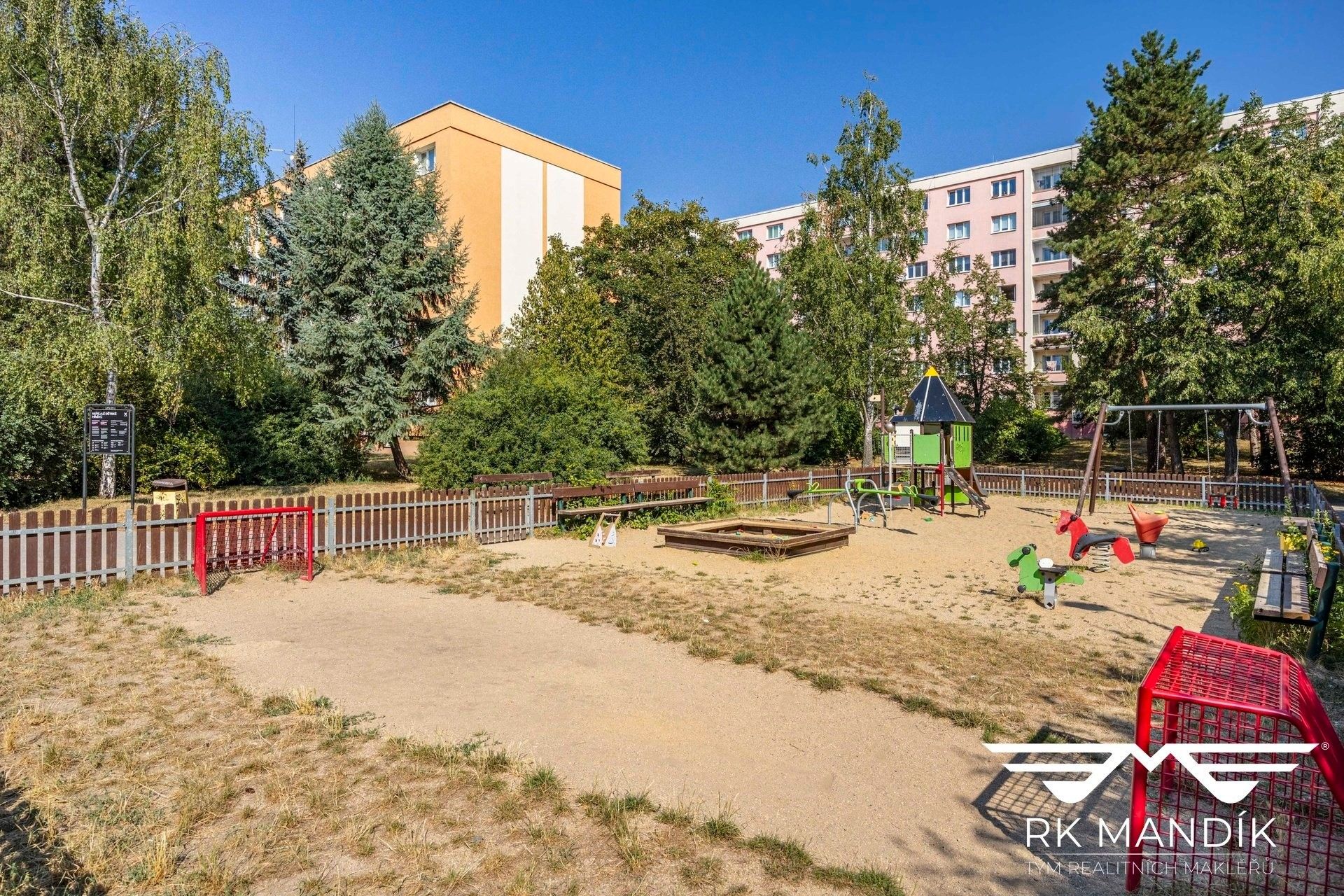 Pronájem bytu 3+1 72 m² - foto 23