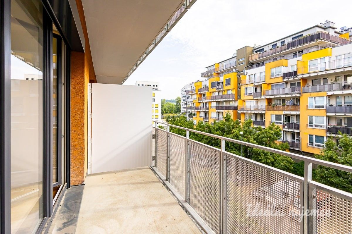 Pronájem bytu 1+kk 35 m² - foto 3