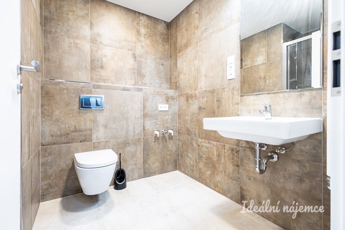 Pronájem bytu 1+kk 35 m² - foto 2