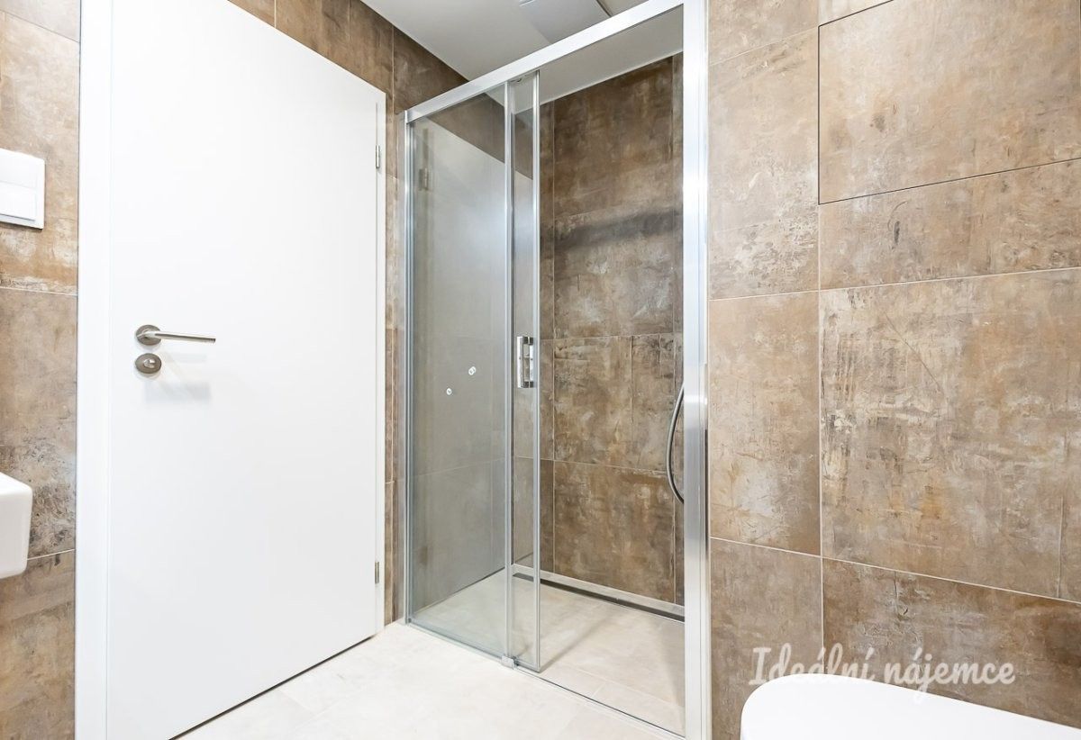 Pronájem bytu 1+kk 35 m² - foto 10