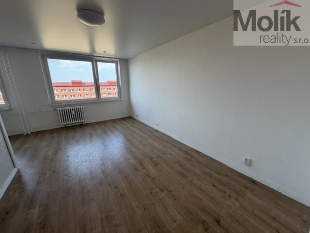 Pronájem bytu 3+1 62 m² - foto 6