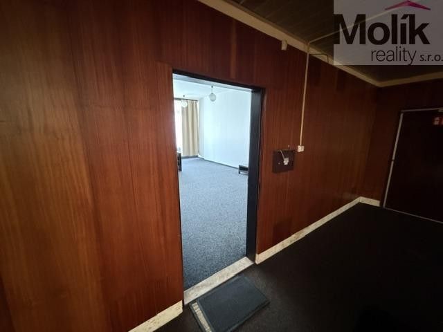 Pronájem komerčního prostoru 37 m² - foto 5