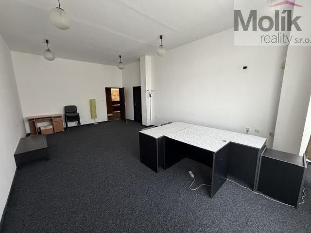 Pronájem komerčního prostoru 37 m² - foto 4