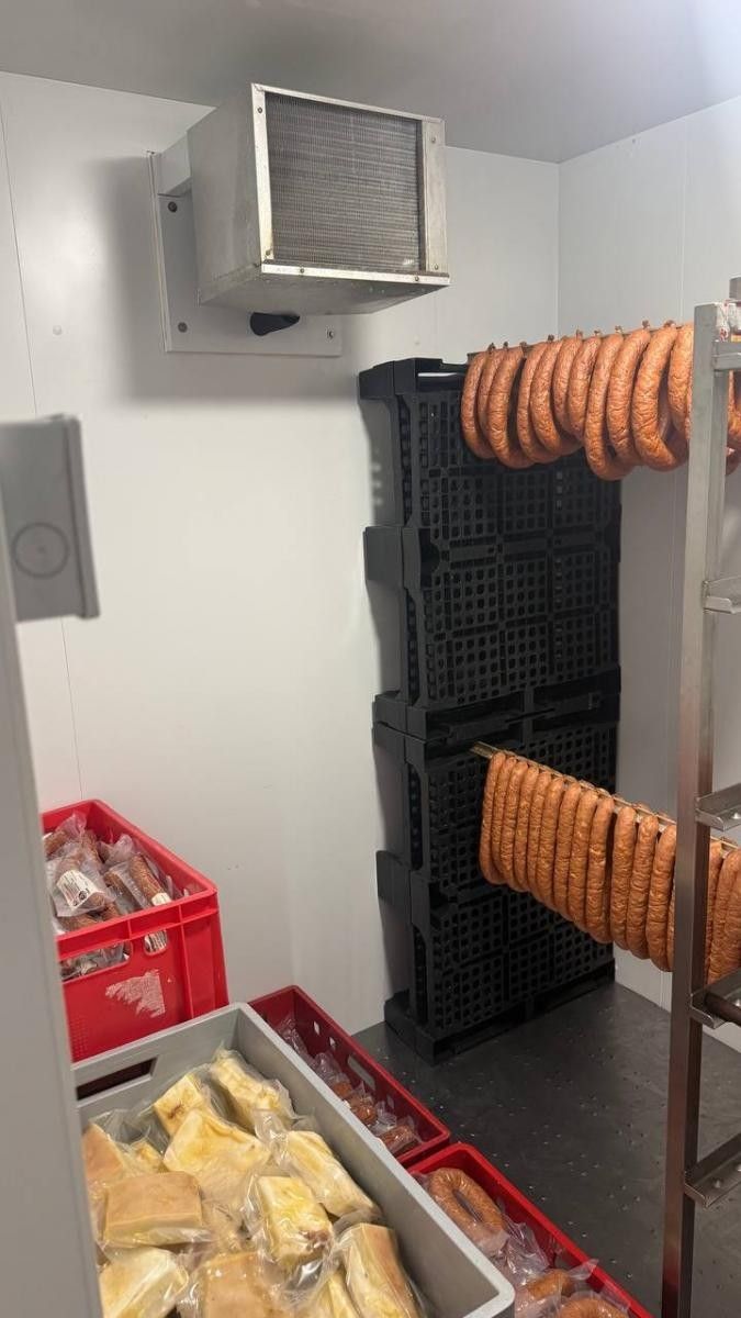 Pronájem komerčního prostoru 150 m² - foto 1