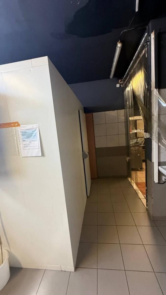 Pronájem komerčního prostoru 150 m² - foto 6