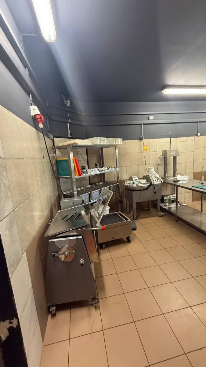 Pronájem komerčního prostoru 150 m² - foto 8
