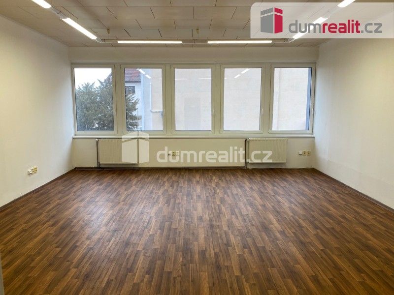 Pronájem komerčního prostoru 38 m² - foto 3