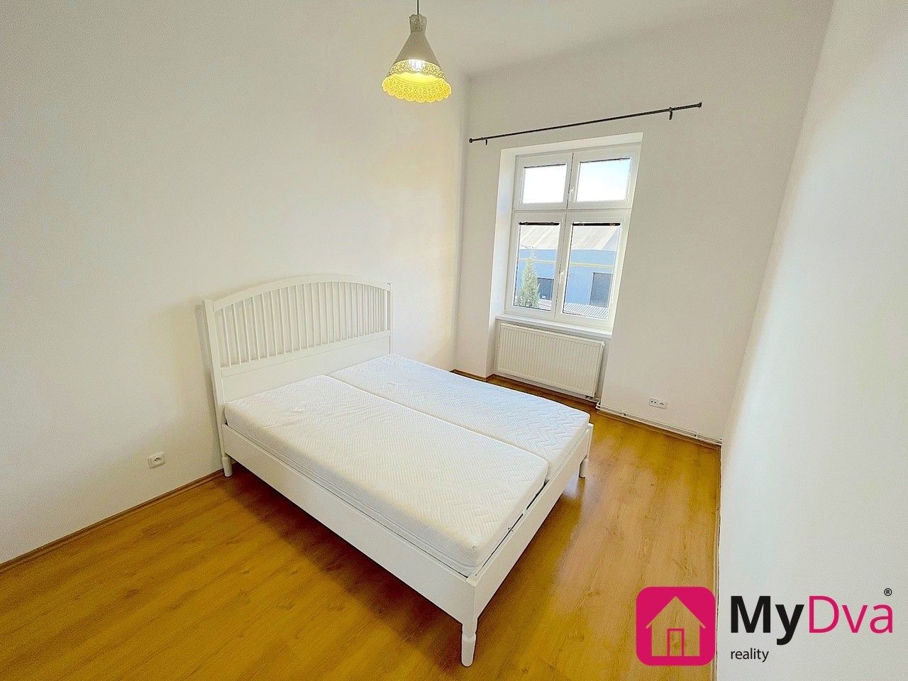 Pronájem bytu 2+1 68 m² - foto 4