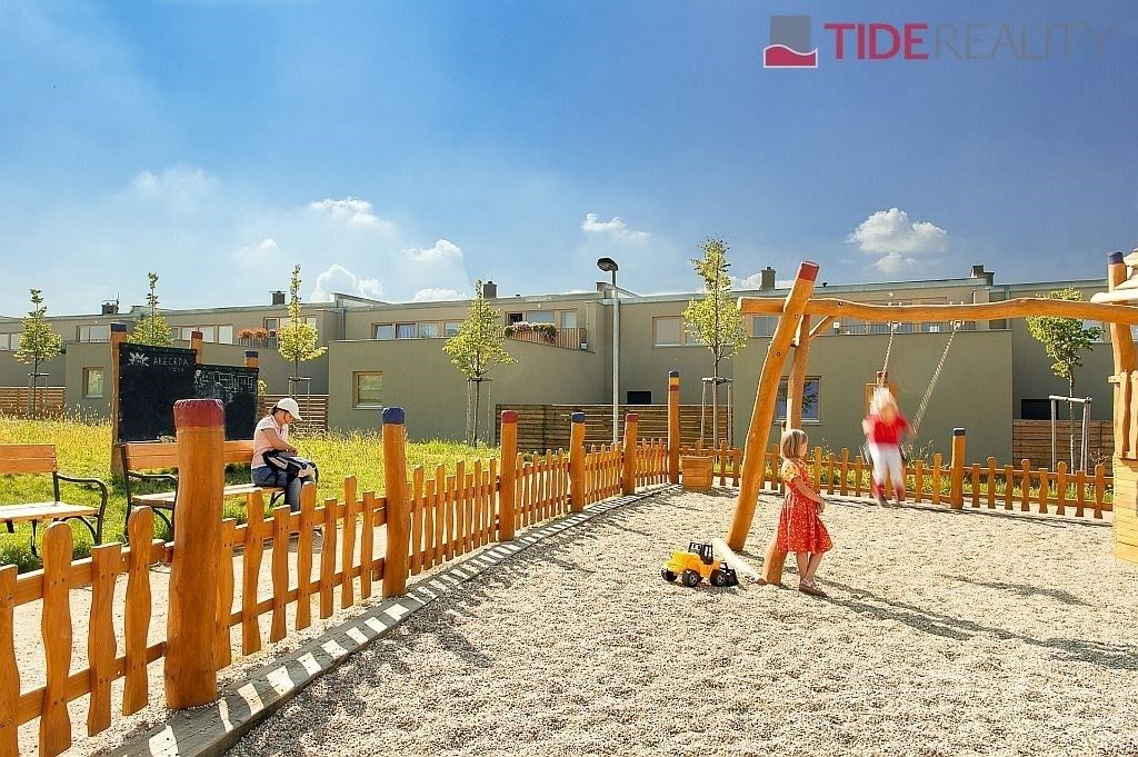 Prodej pozemku 890 m² - foto 2