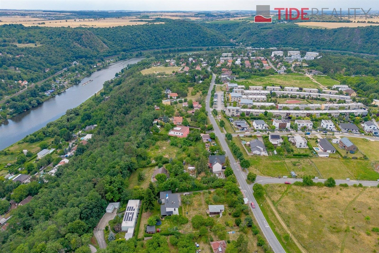 Prodej pozemku 890 m² - foto 4