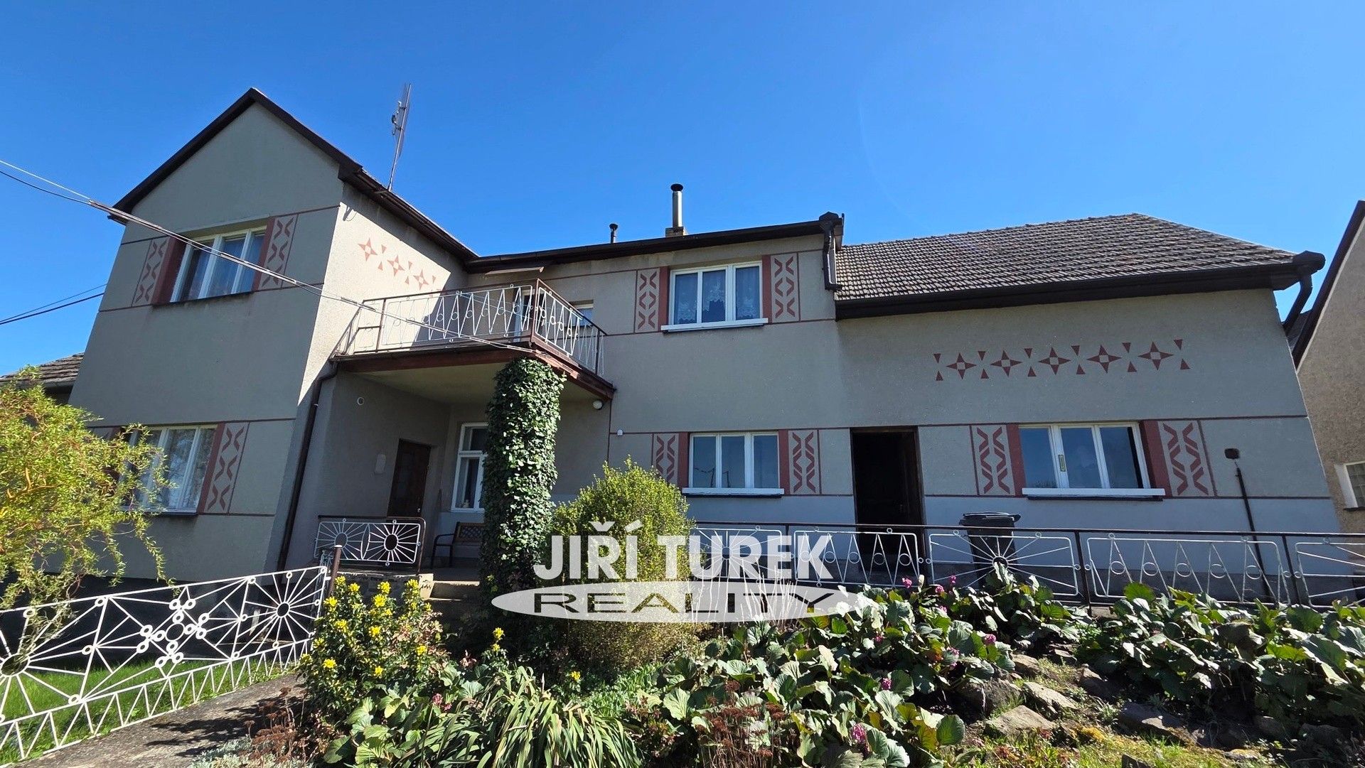 Prodej domu 180 m² - foto 1
