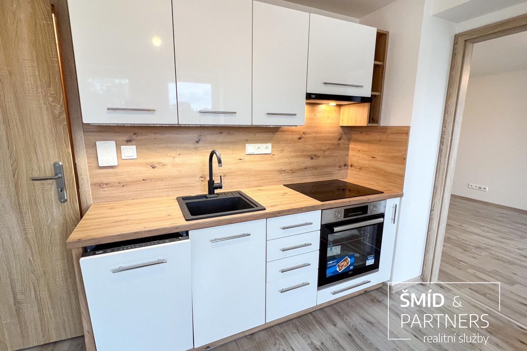 Prodej bytu 1+1 37 m² - foto 1