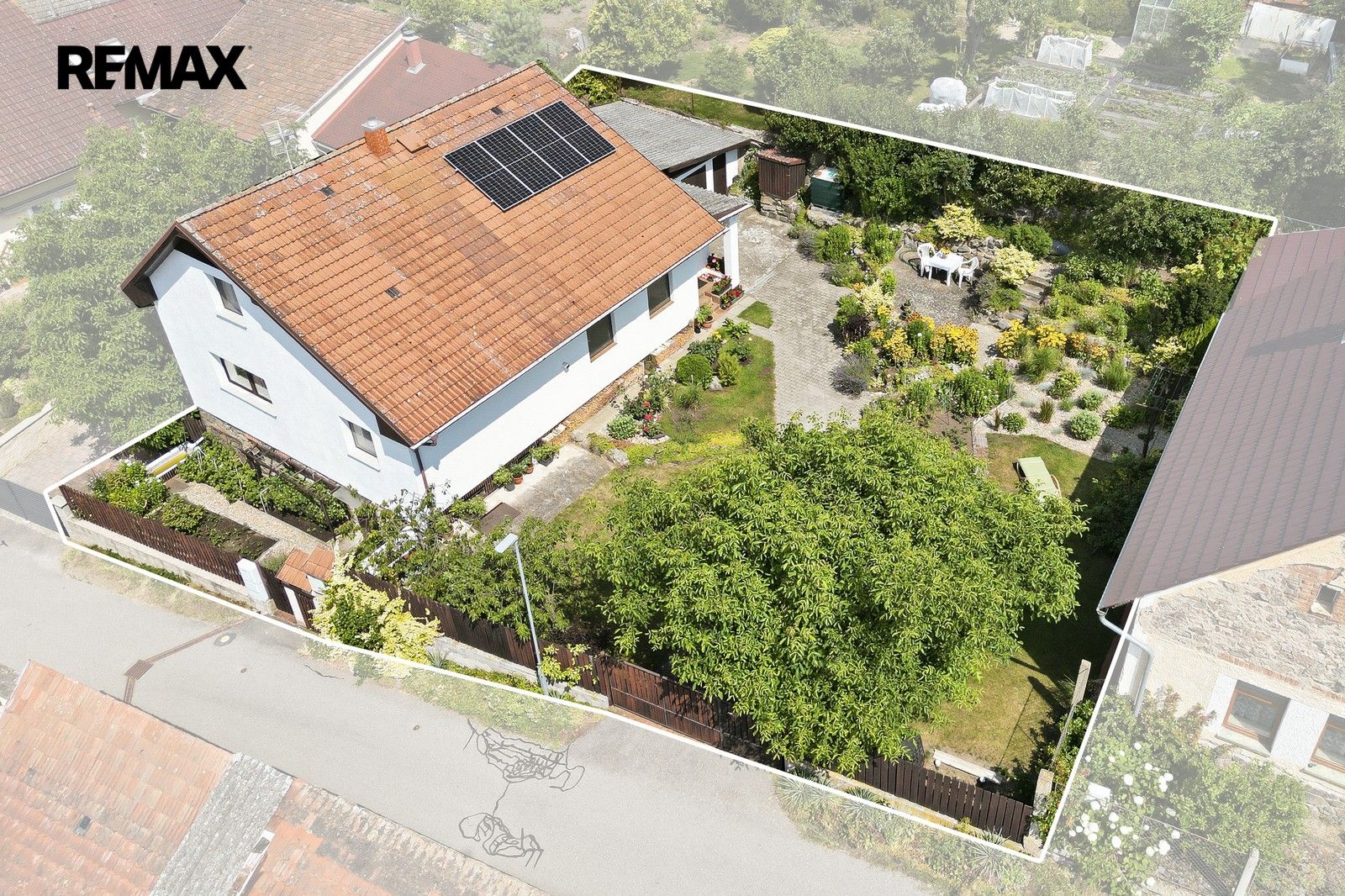 Prodej domu 201 m² - foto 1