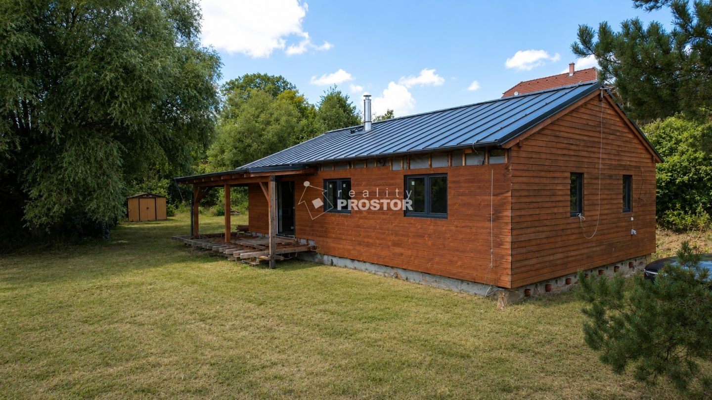 Prodej domu 100 m² - foto 2