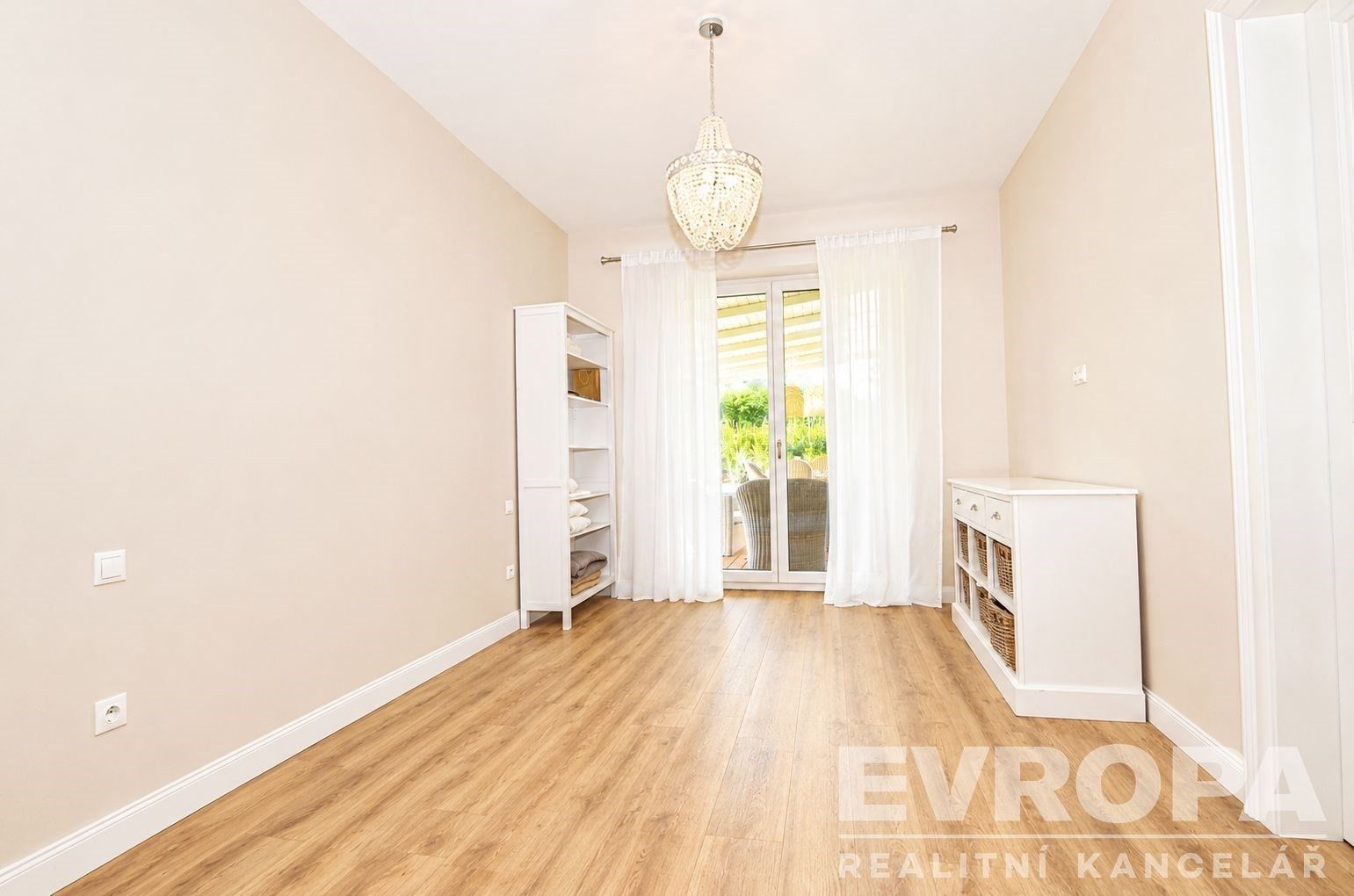 Pronájem domu 260 m² - foto 8