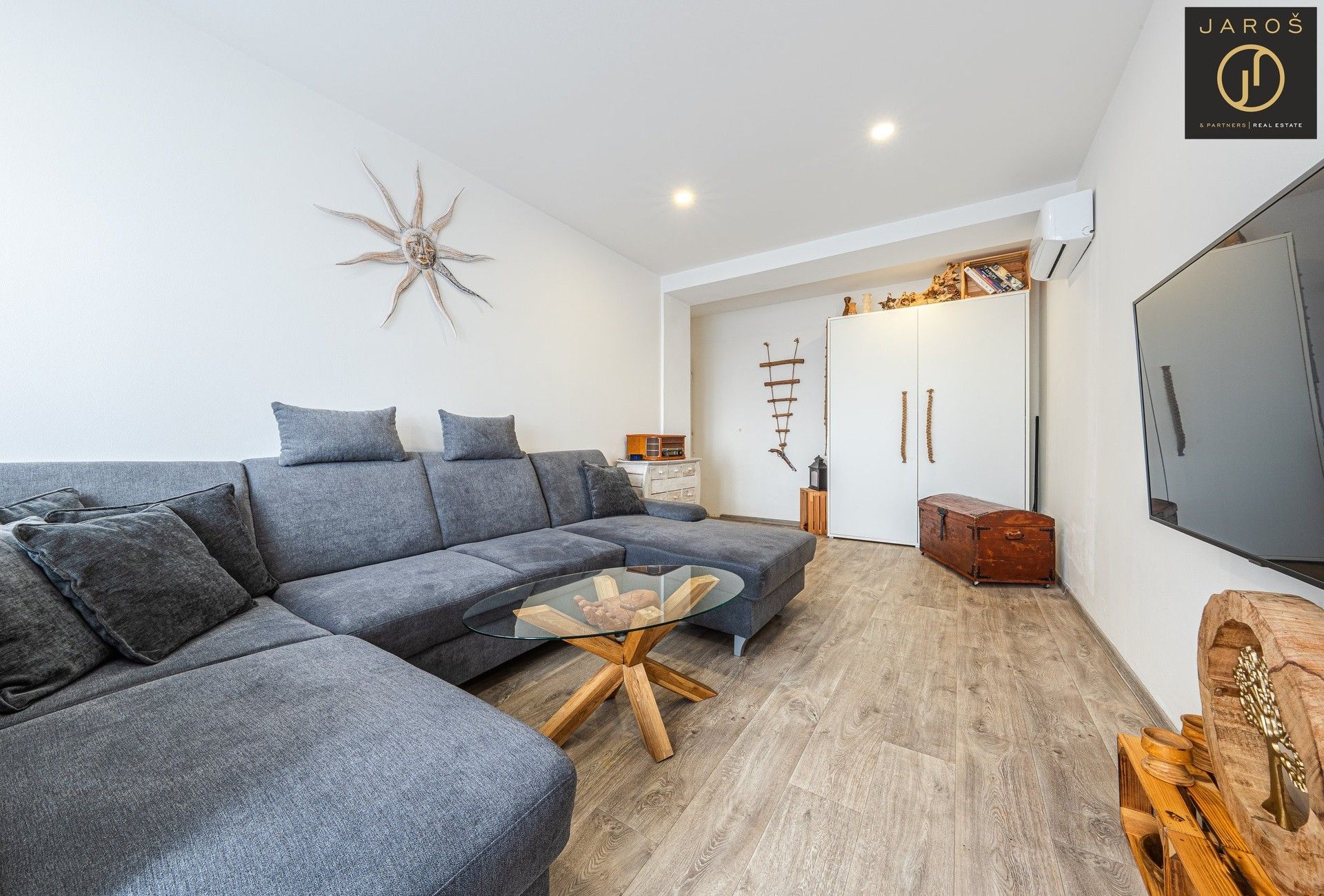 Prodej bytu 2+1 54 m² - foto 1