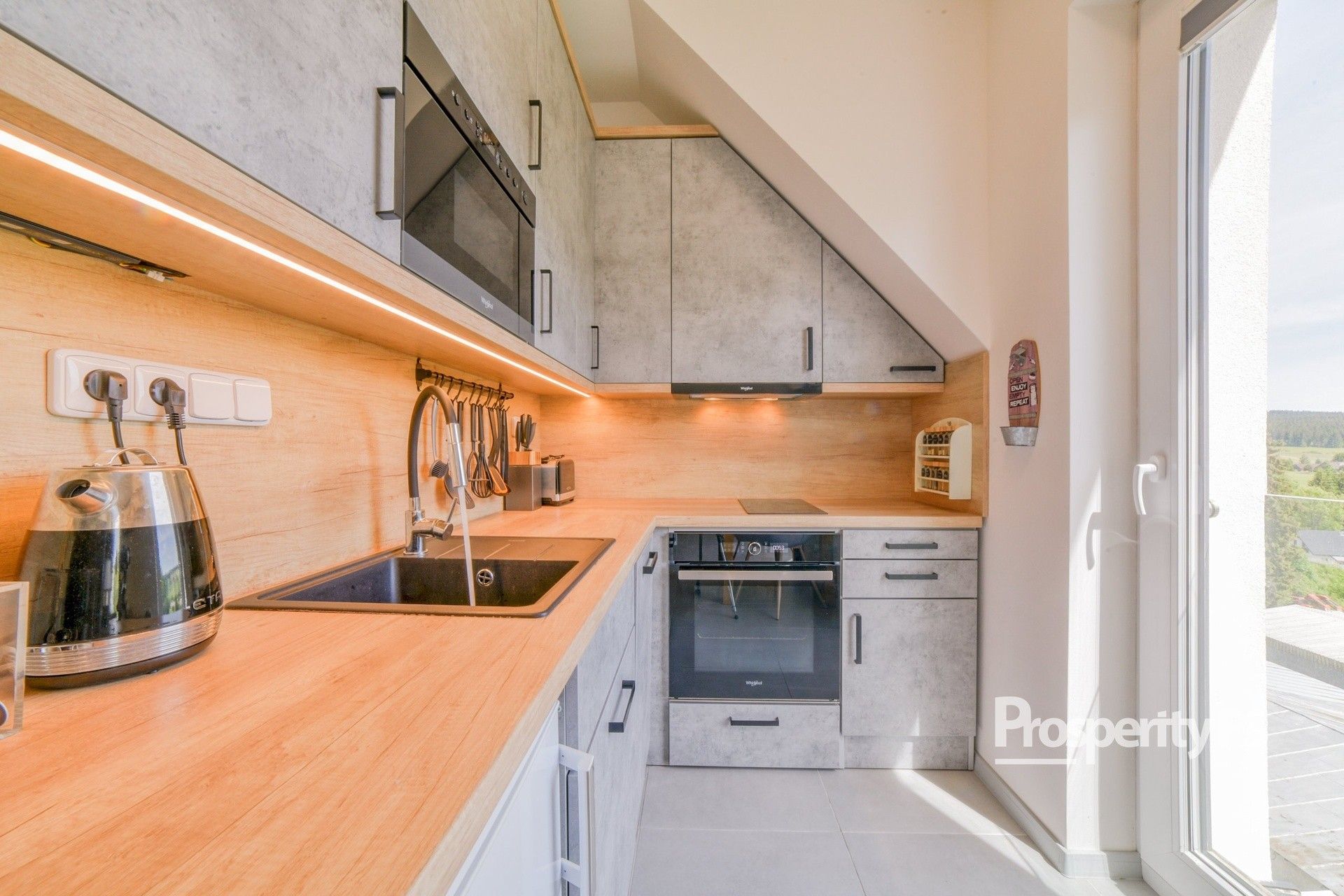 Prodej bytu 69 m² - foto 11