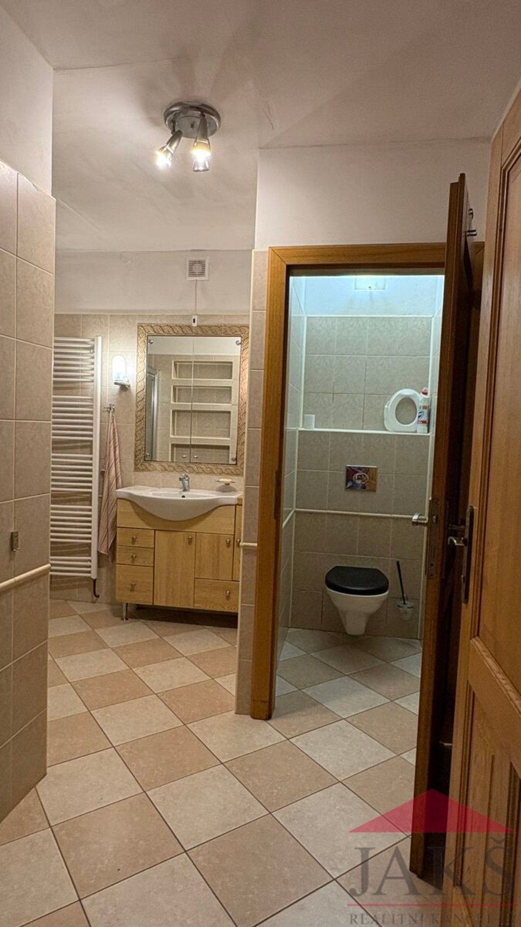 Prodej domu 200 m² - foto 7