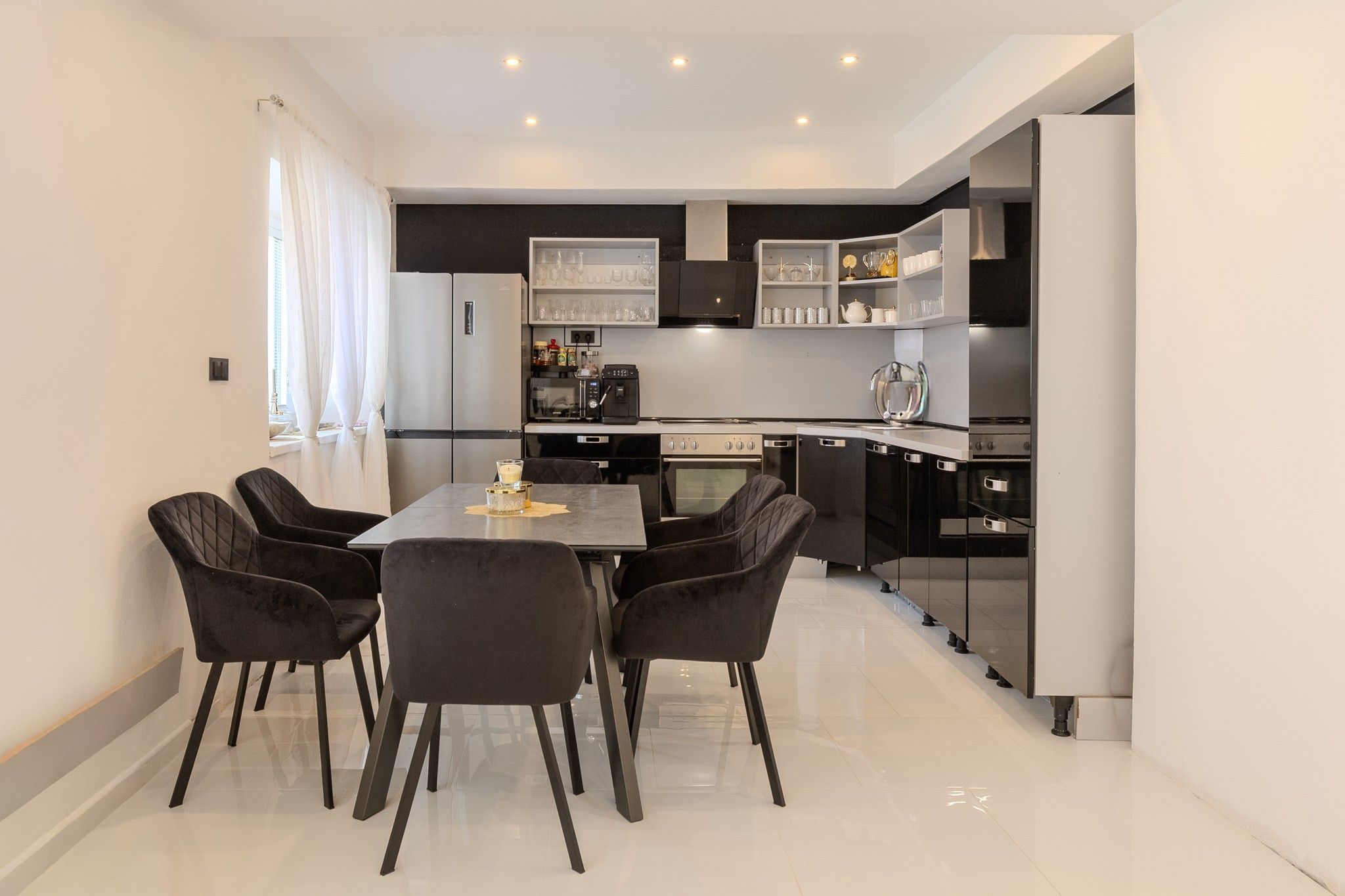 Prodej domu 174 m² - foto 2
