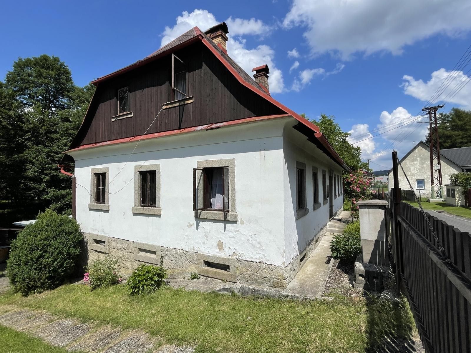Prodej domu 200 m² - foto 1