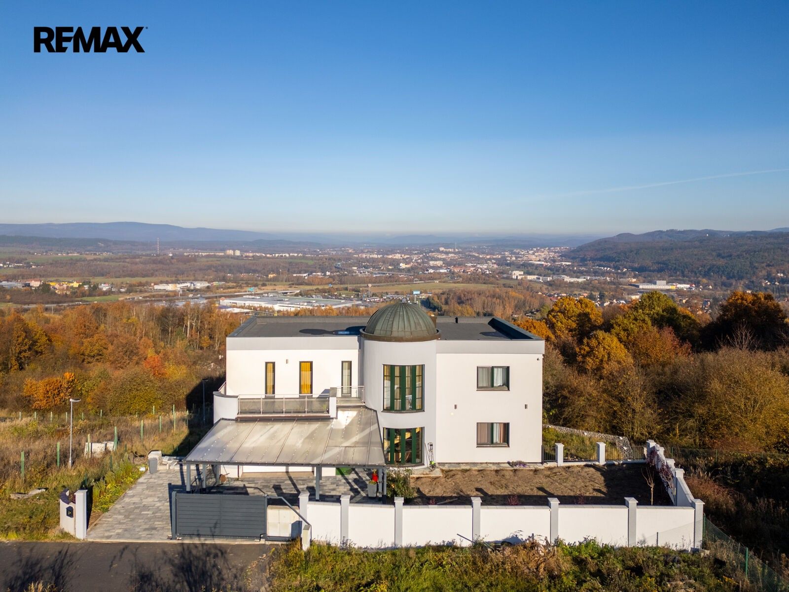 Prodej domu 483 m² - foto 1