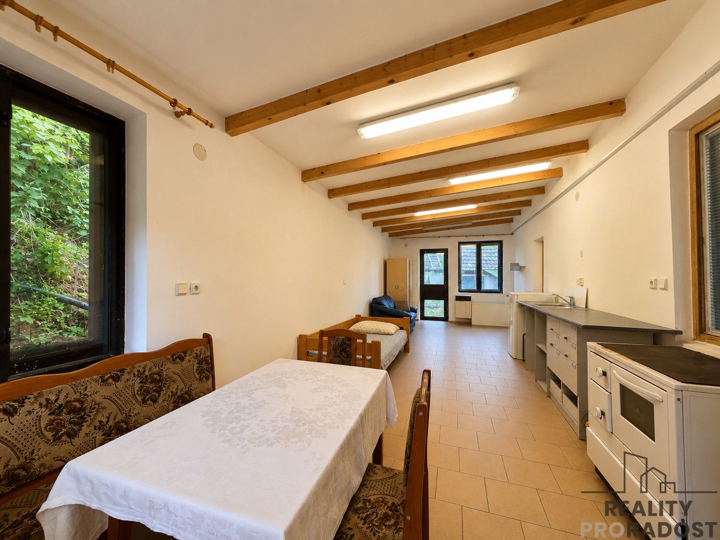 Prodej nemovitosti 1195 m² - foto 6