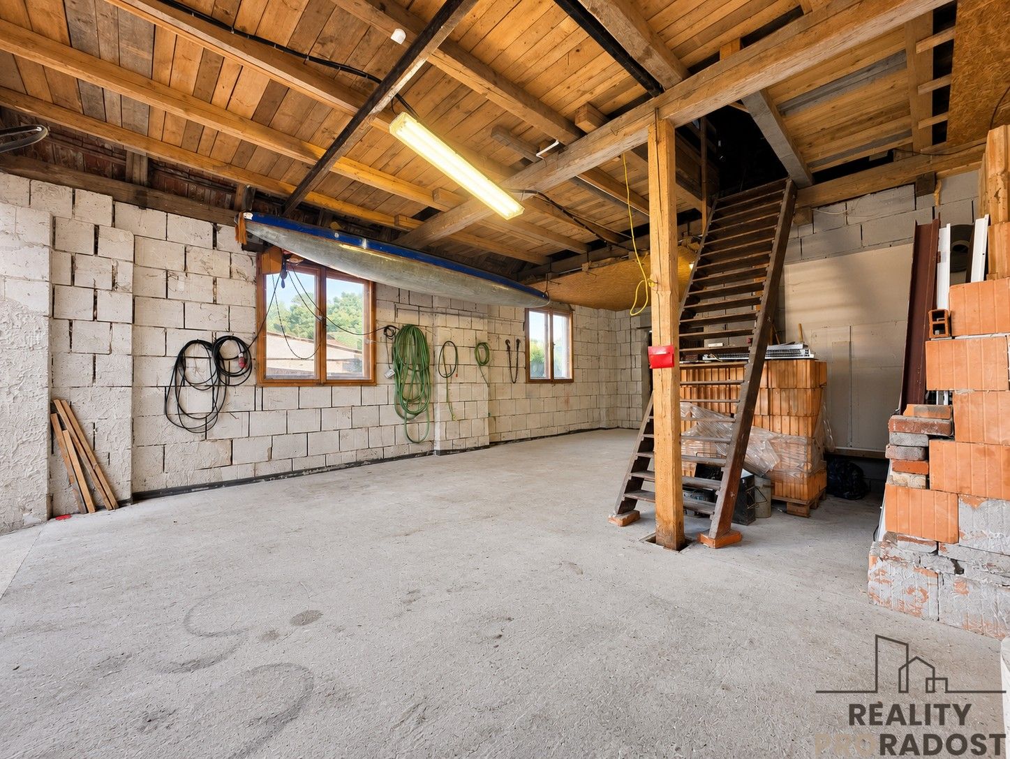 Prodej nemovitosti 1195 m² - foto 10