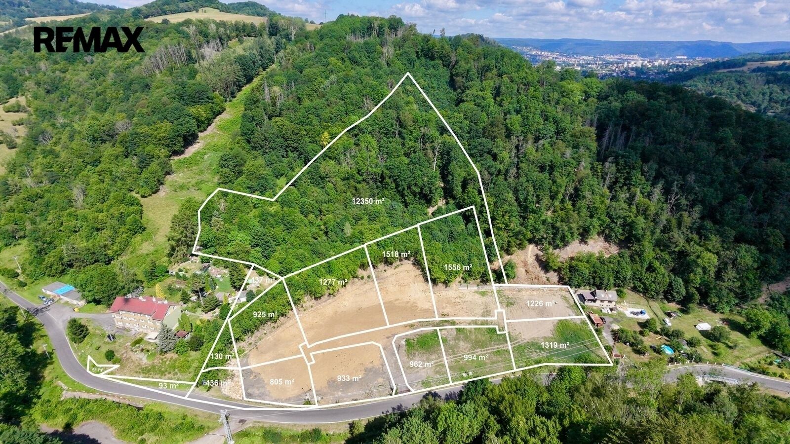 Prodej pozemku 26289 m² - foto 1