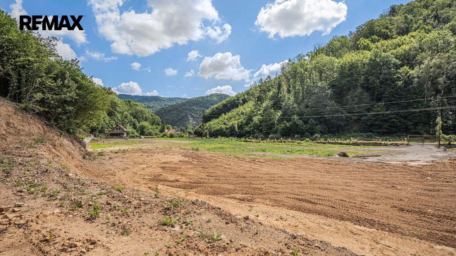 Prodej pozemku 26289 m² - foto 4