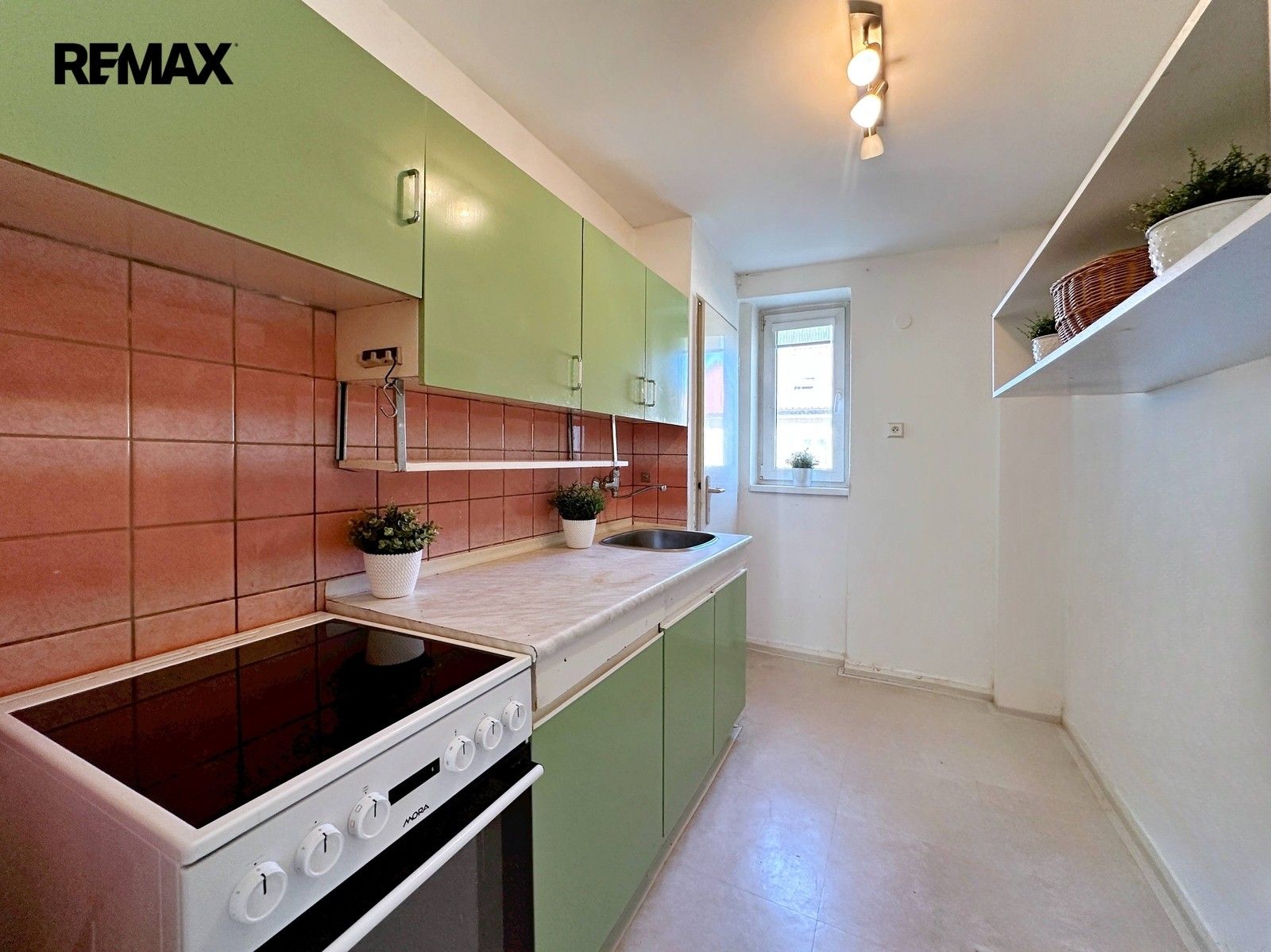 Prodej bytu 3+1 63 m² - foto 4