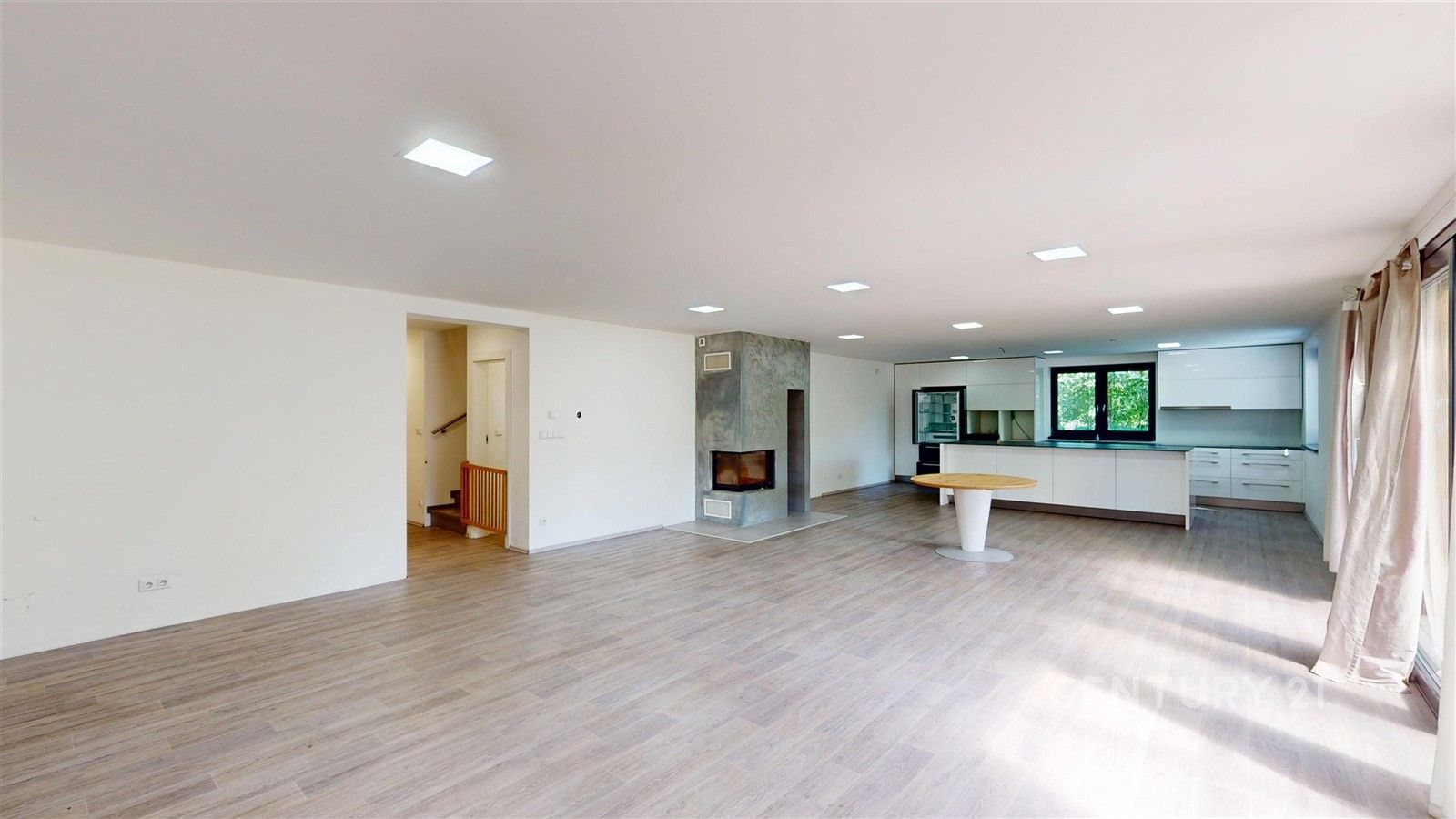 Prodej domu 319 m² - foto 1