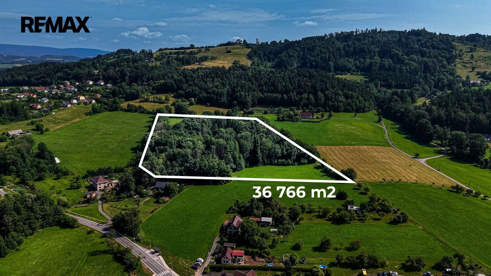 Prodej pozemku 36931 m² - foto 2