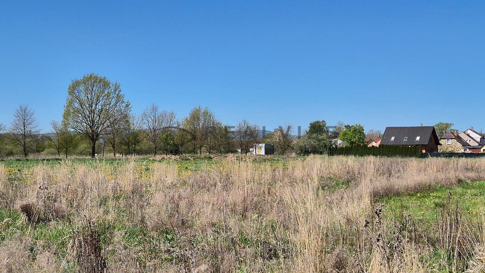 Prodej pozemku 900 m² - foto 7