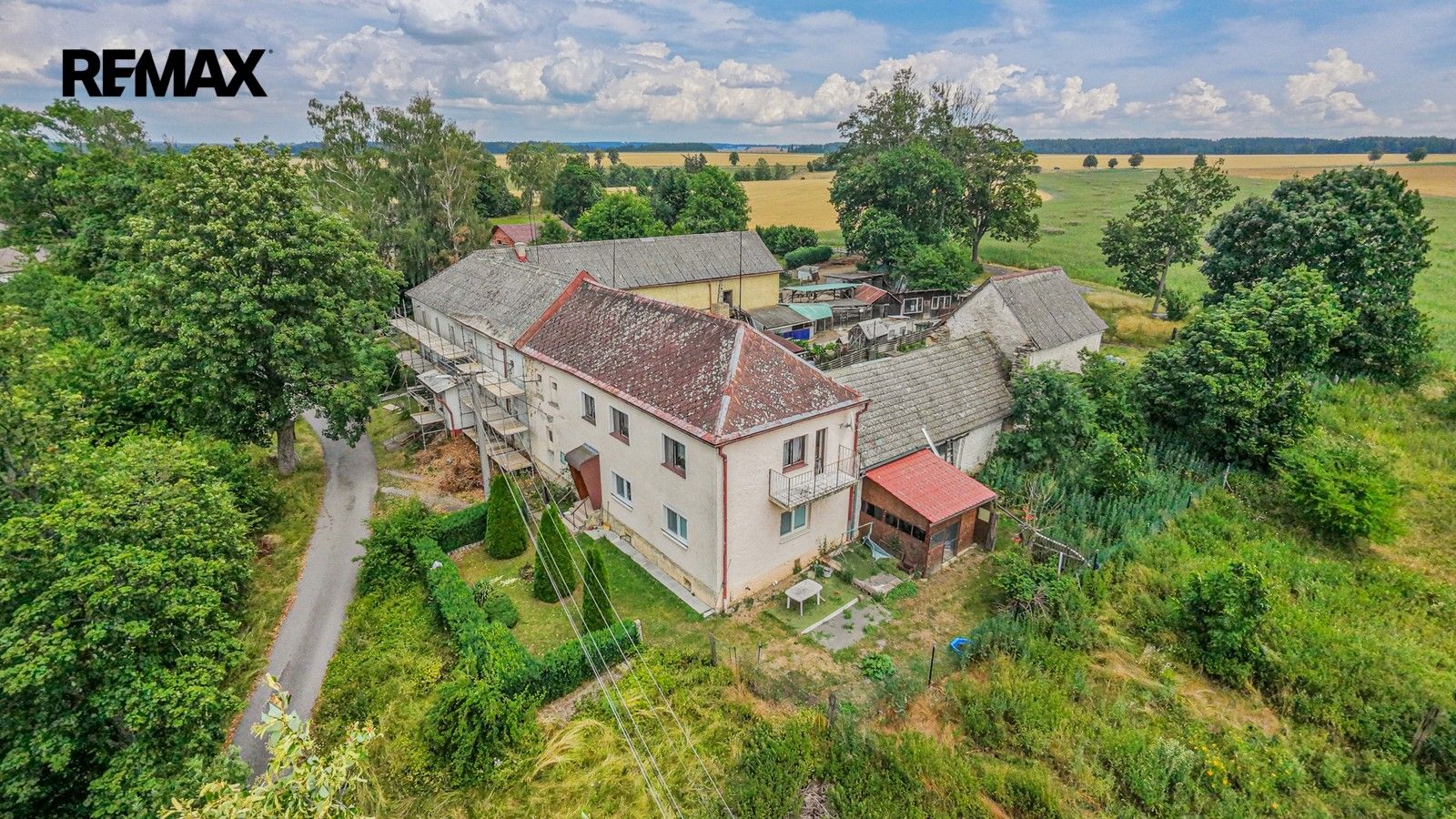 Prodej domu 100 m² - foto 1