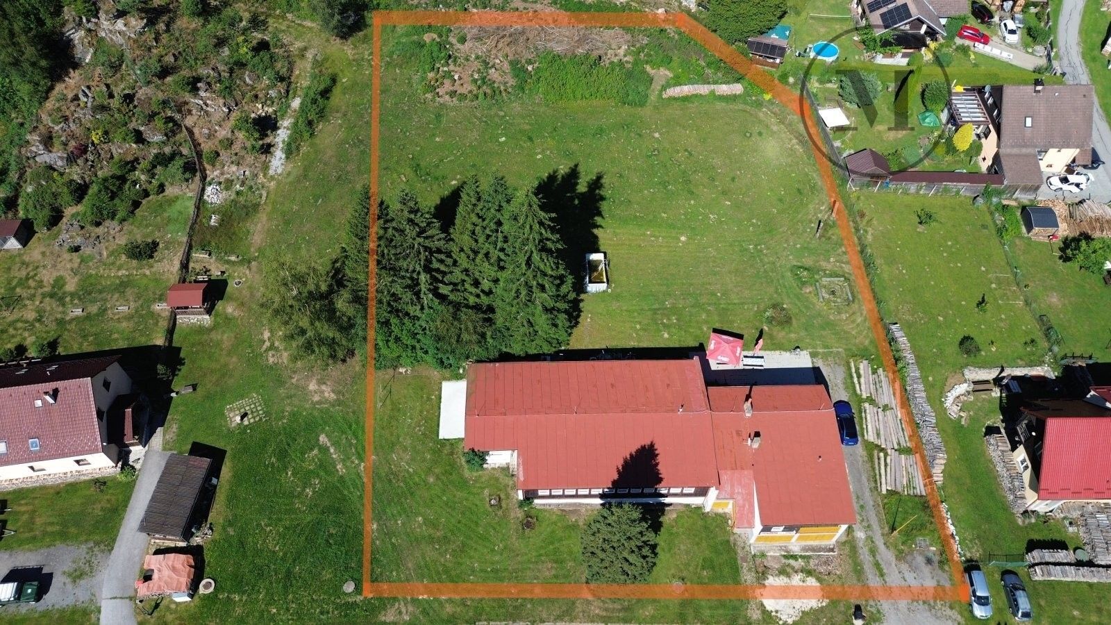 Prodej komerčního prostoru 423 m² - foto 2