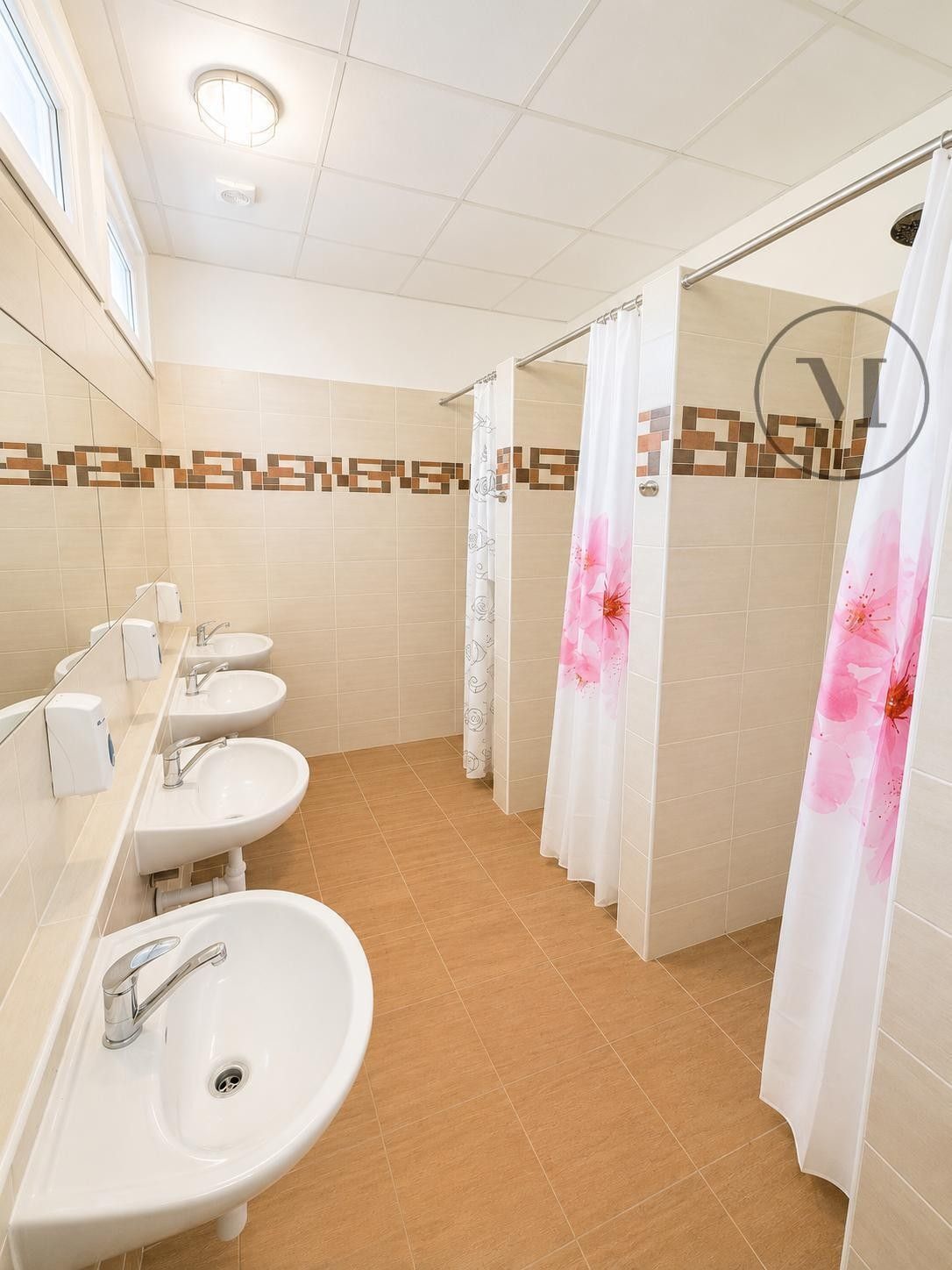 Prodej komerčního prostoru 423 m² - foto 17