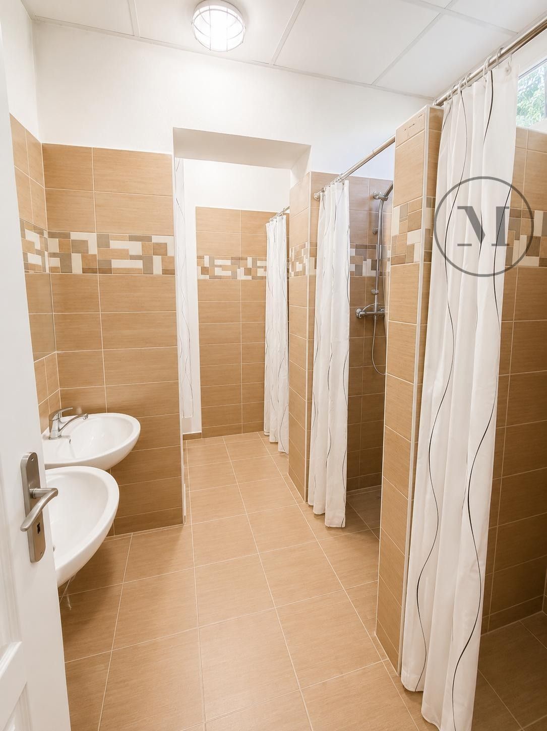 Prodej komerčního prostoru 423 m² - foto 19