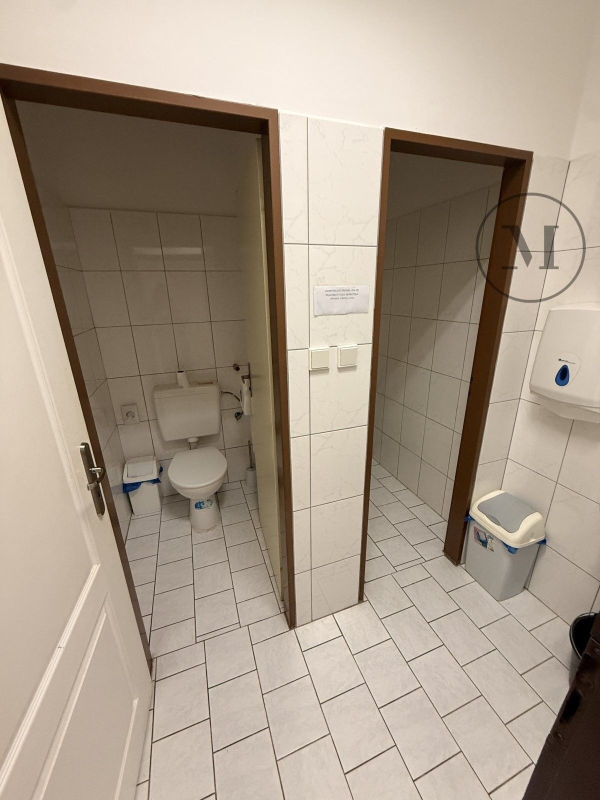 Prodej komerčního prostoru 423 m² - foto 21
