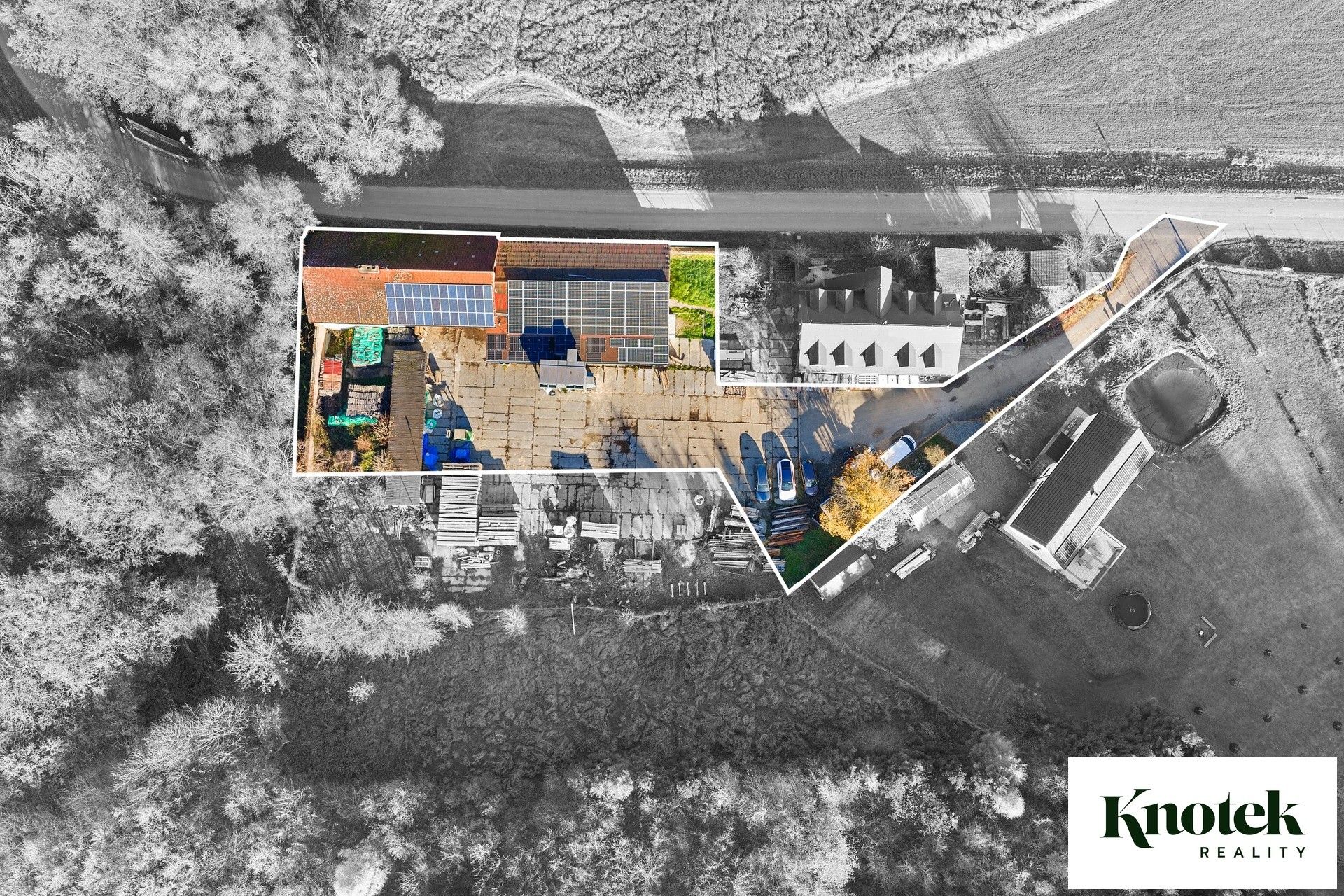 Pronájem komerčního prostoru 479 m² - foto 2