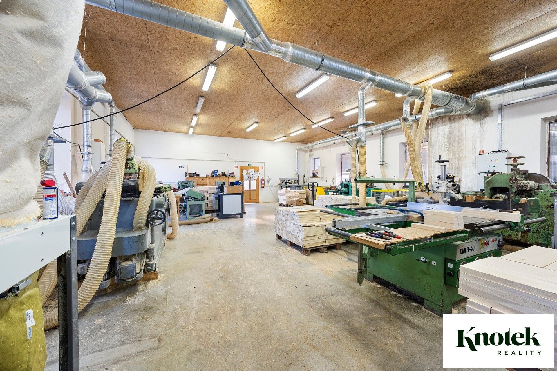 Pronájem komerčního prostoru 479 m² - foto 5