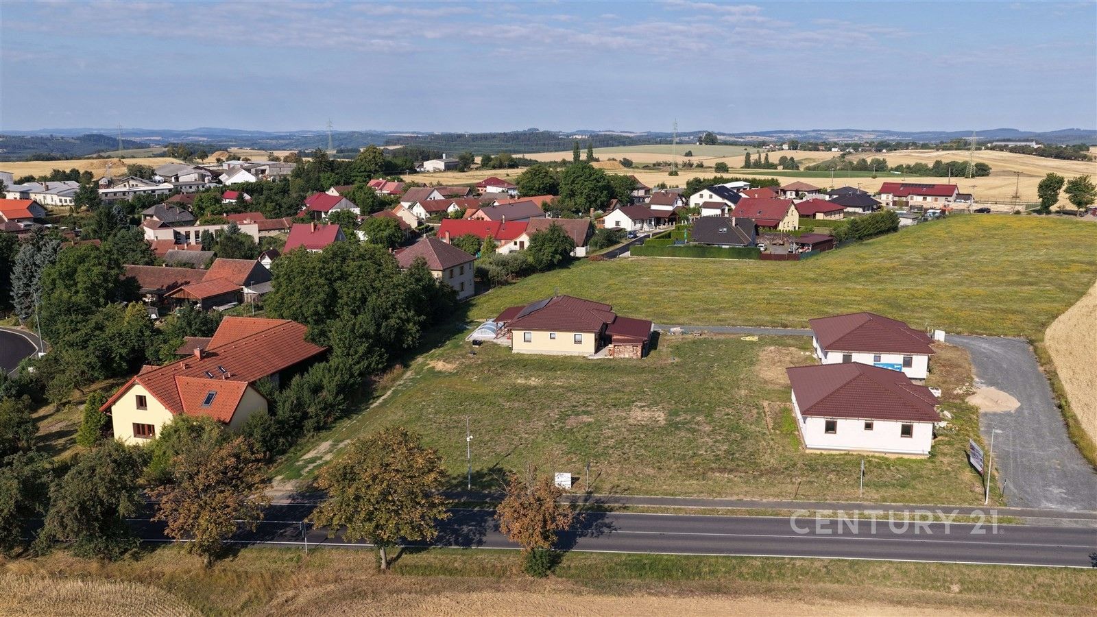 Prodej pozemku 965 m² - foto 4