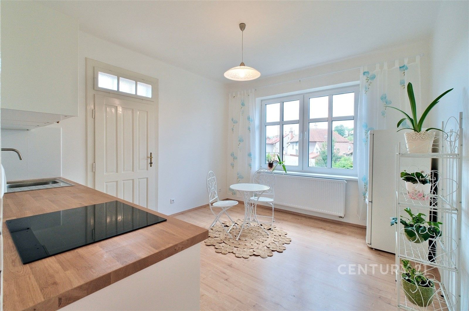 Pronájem bytu 4+1 130 m² - foto 5