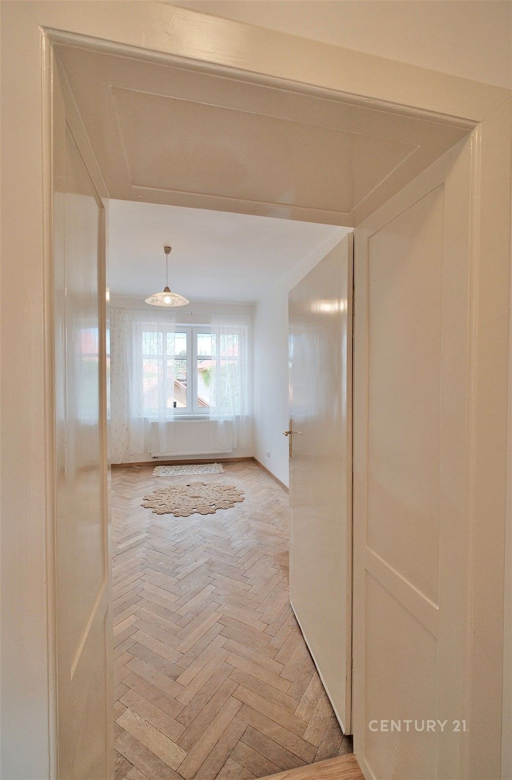Pronájem bytu 4+1 130 m² - foto 12