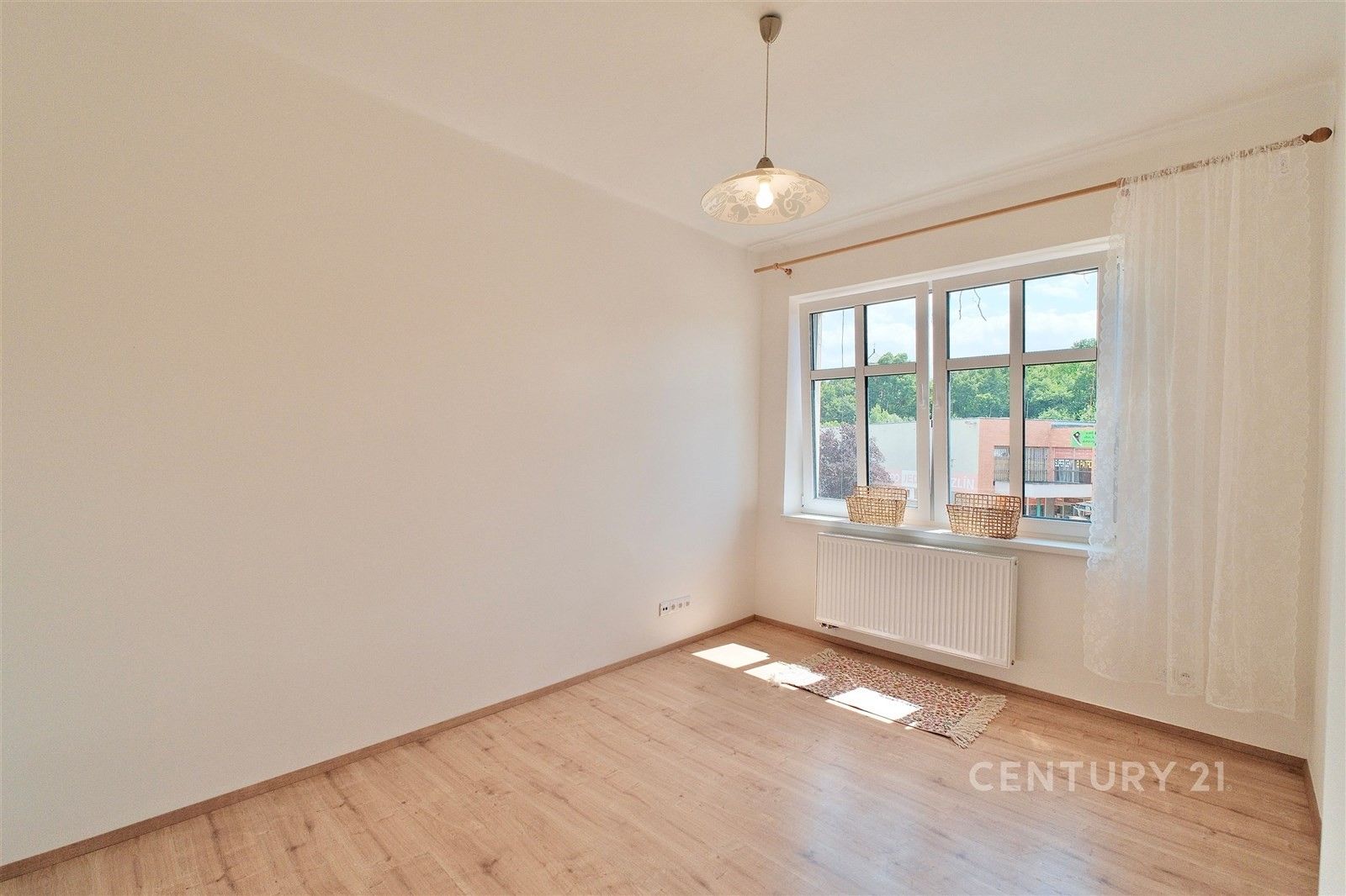Pronájem bytu 4+1 130 m² - foto 15