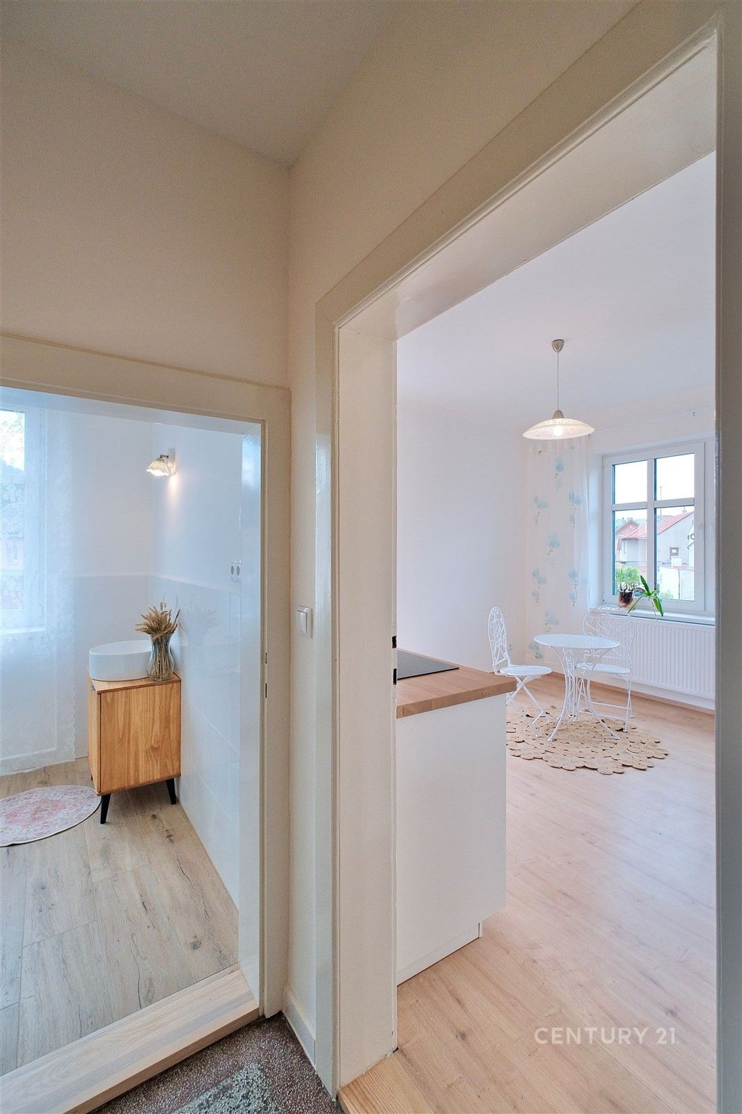 Pronájem bytu 4+1 130 m² - foto 21