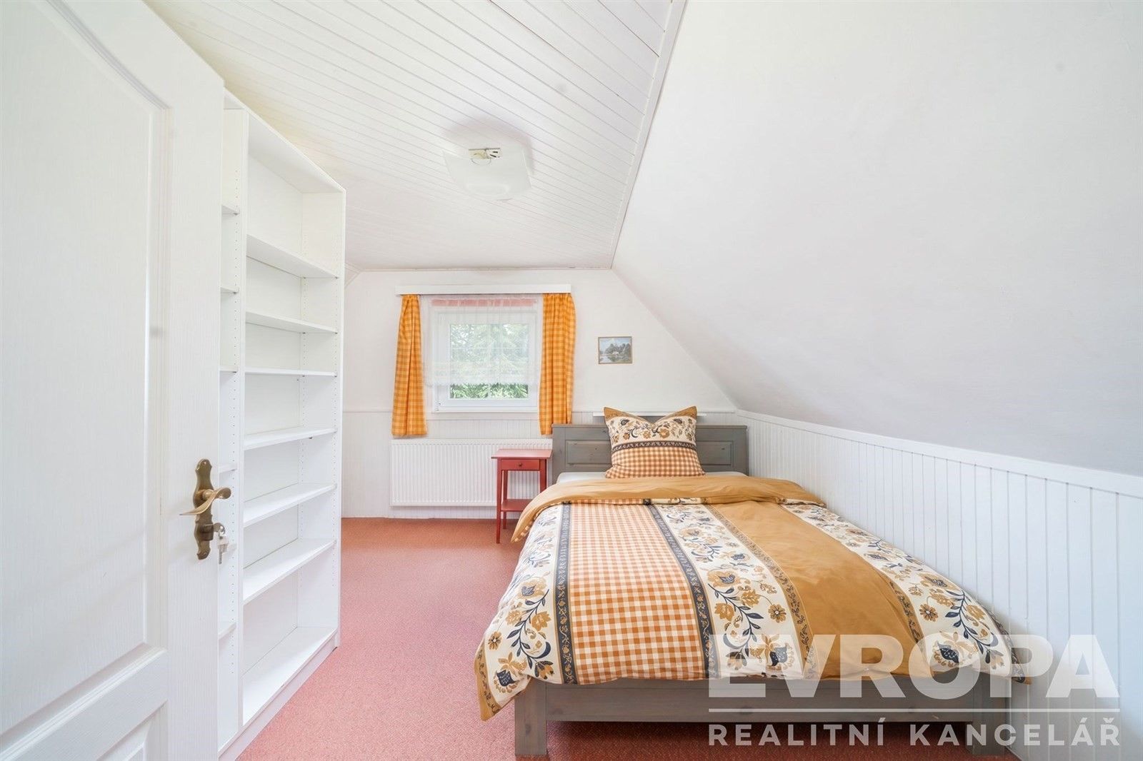 Prodej komerčního prostoru 425 m² - foto 11