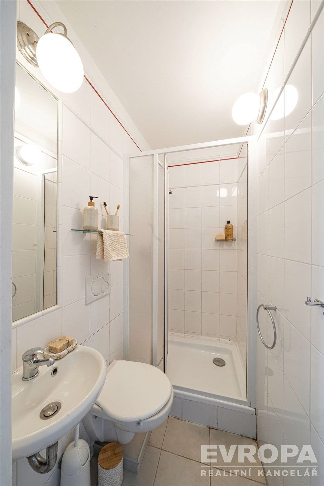 Prodej komerčního prostoru 425 m² - foto 19