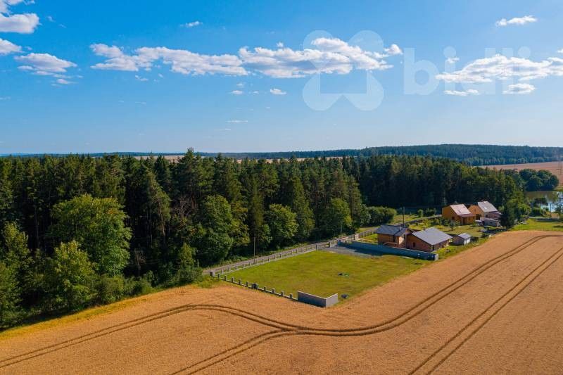 Prodej pozemku 2000 m² - foto 2