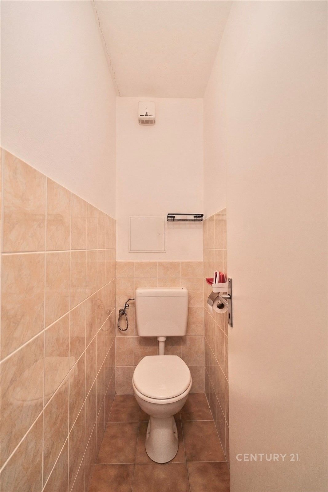 Pronájem bytu 1+kk 38 m² - foto 9